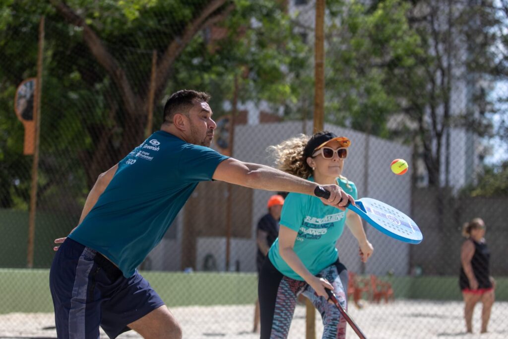 AYO Arena promove campeonato de beach tennis