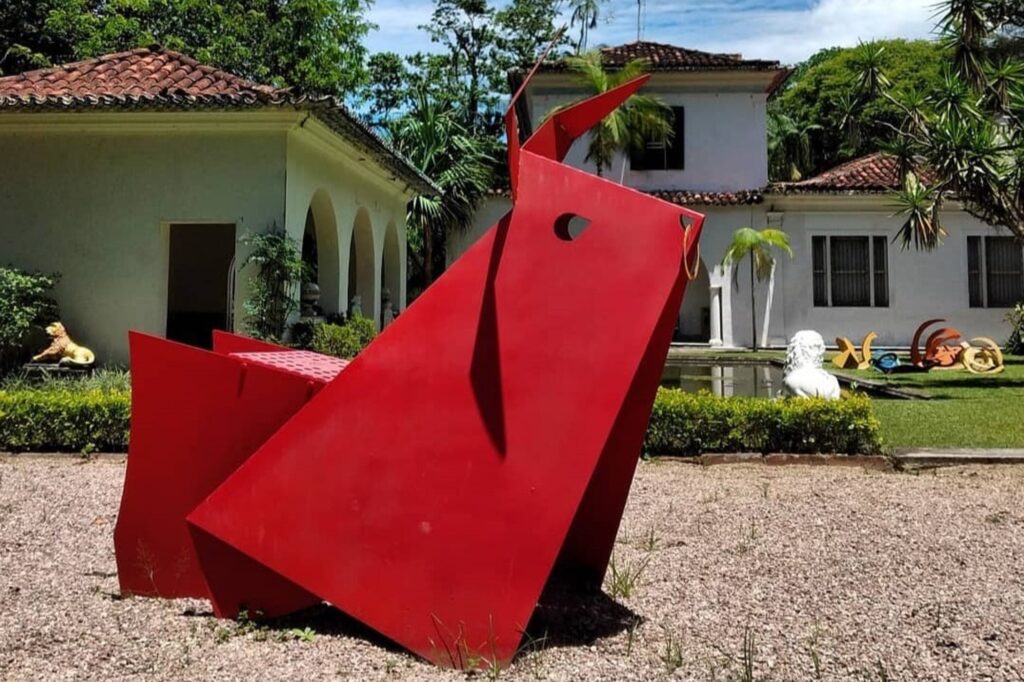 Exposição MegaBichos, na Caixa Cultural, em Fortaleza