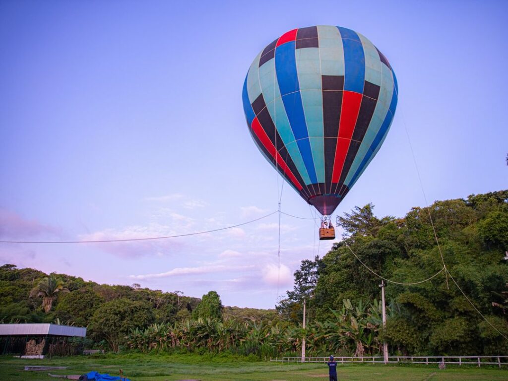Passeio de balão no Hotel Portal das Montanhas, no Ceará